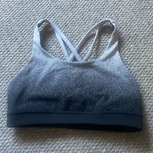 Lululemon sports bra size 6